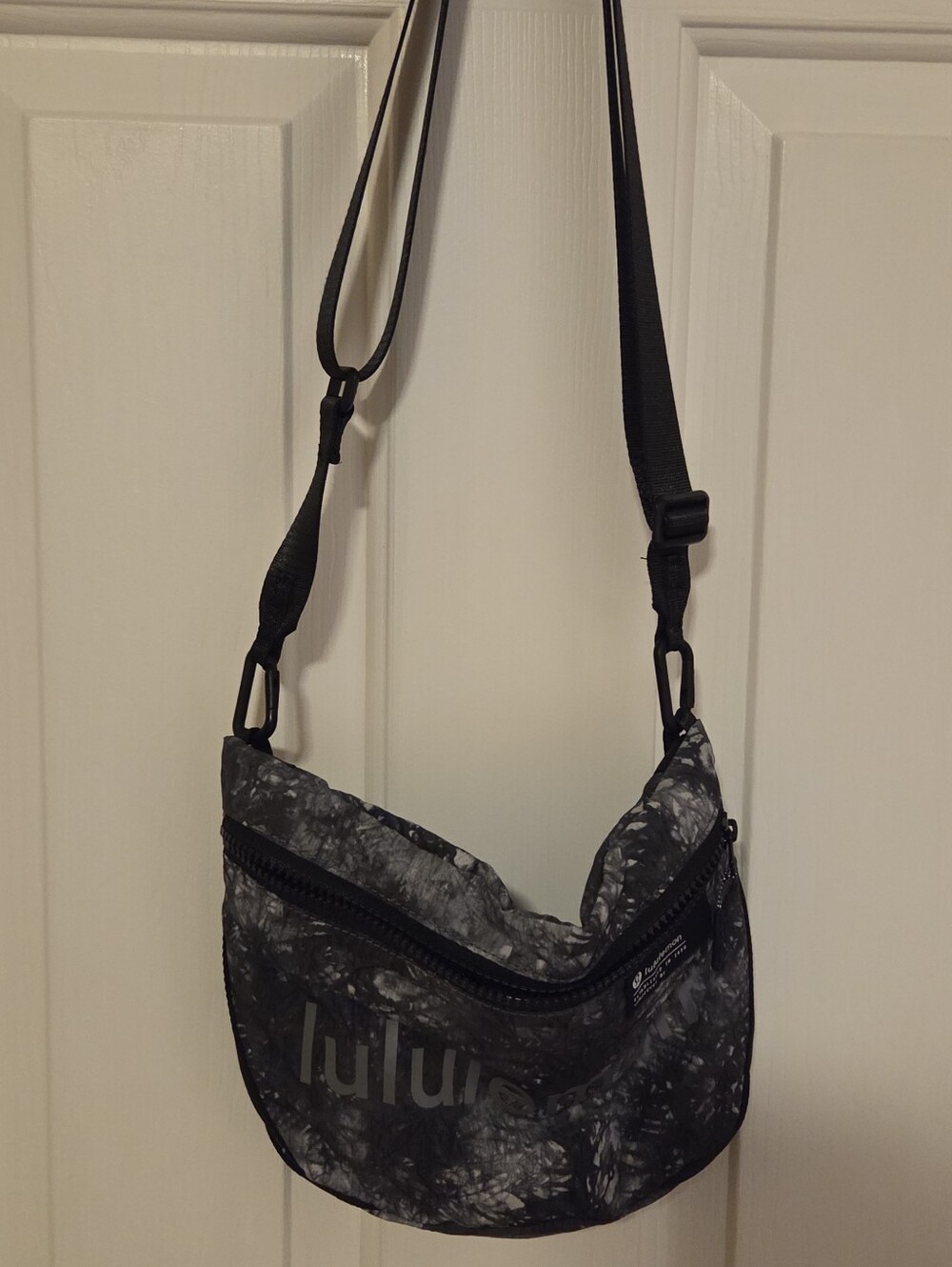 lululemon athletica Black & Gray Marble-Print Crossbody Bag